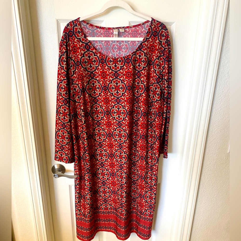 TACERA 3X Red, Beige and Black dress